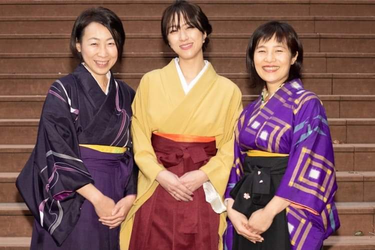 書道団体 無限未来　熊谷雲炎、島田蒼月、西川梨世